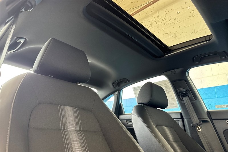 Honda Civic Sedan Hybrid Vehicle Full-screen Gallery Image 15