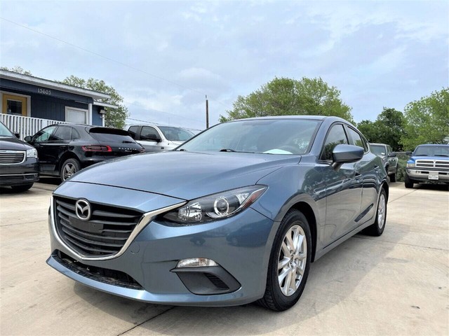 Mazda Mazda3 Hatchback Vehicle Full-screen Gallery Image 03