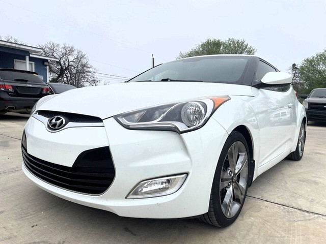 Hyundai Veloster Vehicle Full-screen Gallery Image 03