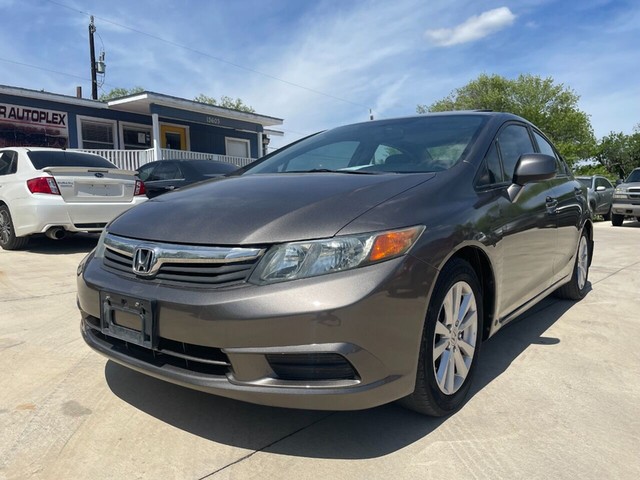 Honda Civic Sedan Vehicle Full-screen Gallery Image 03