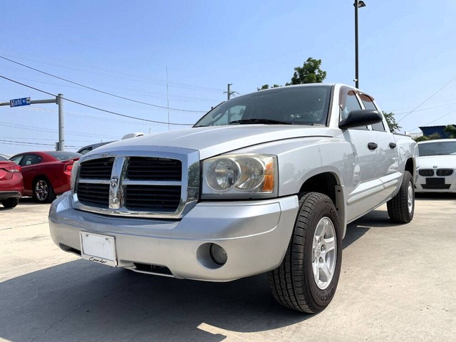 Dodge Dakota Vehicle Full-screen Gallery Image 02