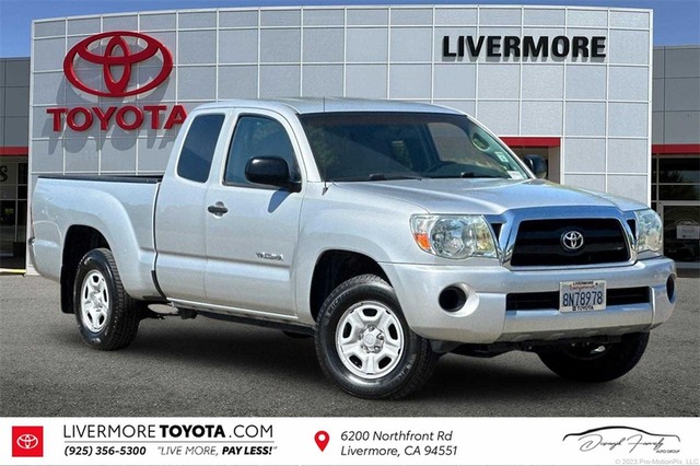 more details - toyota tacoma