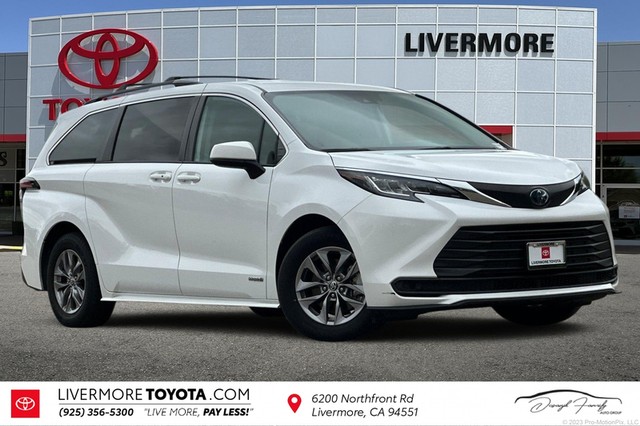 more details - toyota sienna