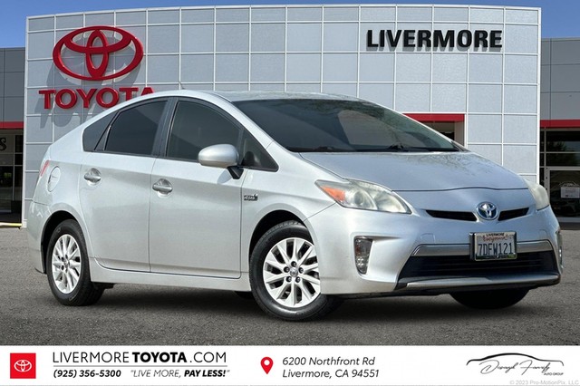 more details - toyota prius plug-in