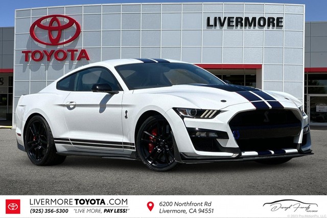 more details - ford mustang