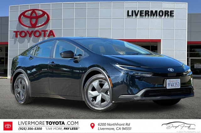 more details - toyota prius