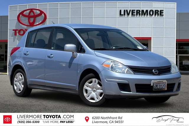more details - nissan versa
