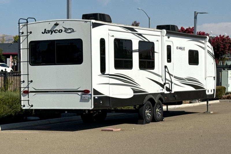 Eagle   Vehicle Full-screen Gallery Image 04