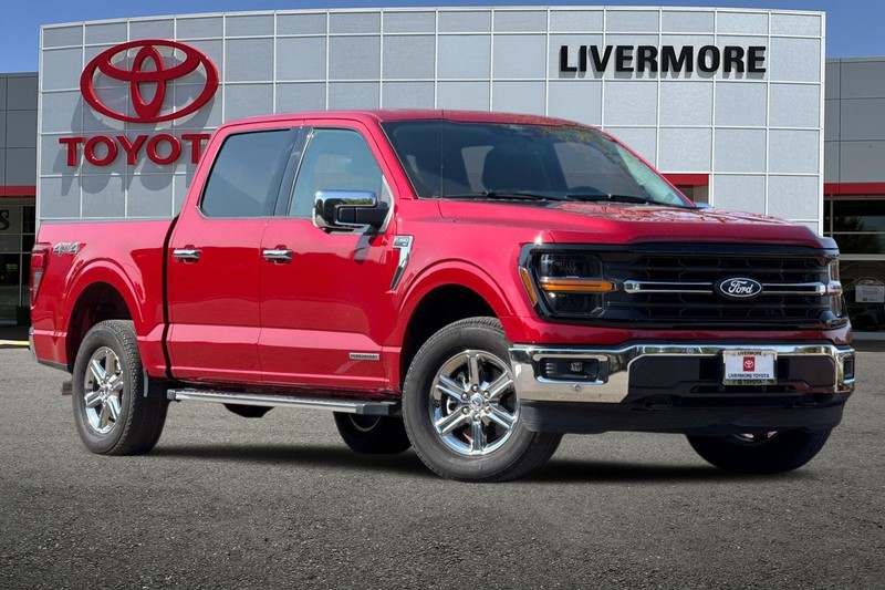 Ford F-150 Vehicle Full-screen Gallery Image 02