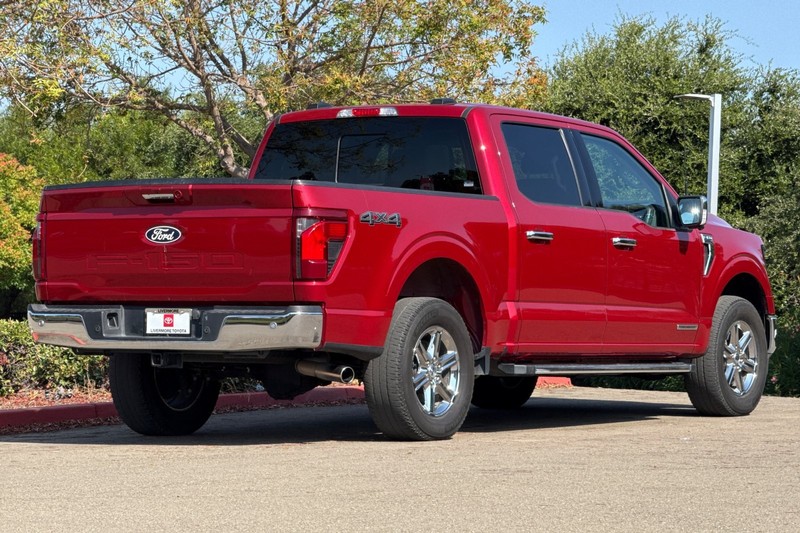 Ford F-150 Vehicle Full-screen Gallery Image 04