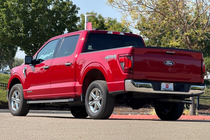 Ford F-150 Vehicle Full-screen Gallery Image 06