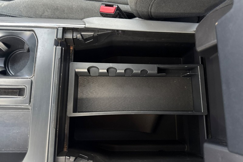 Ford F-150 Vehicle Full-screen Gallery Image 31