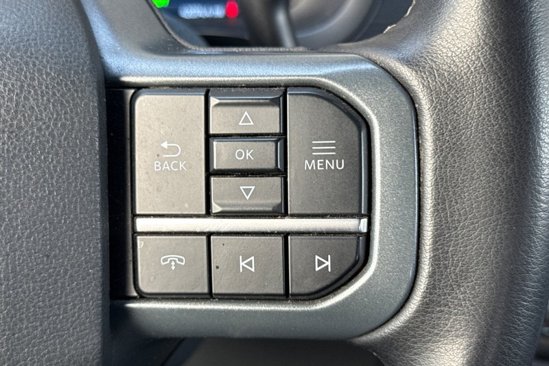 Ford F-150 Vehicle Full-screen Gallery Image 36