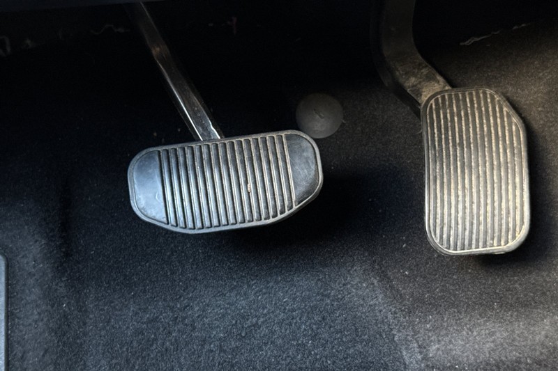 Ford F-150 Vehicle Full-screen Gallery Image 42