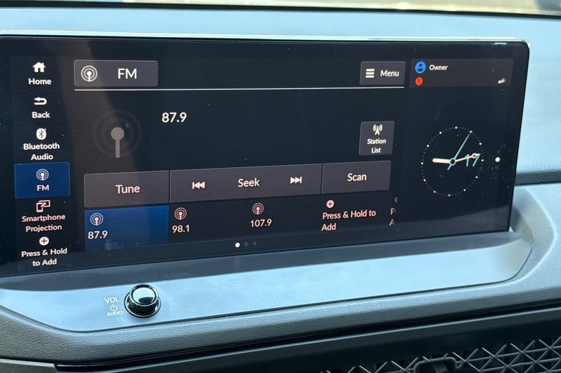 Honda Accord Hybrid Vehicle Full-screen Gallery Image 25