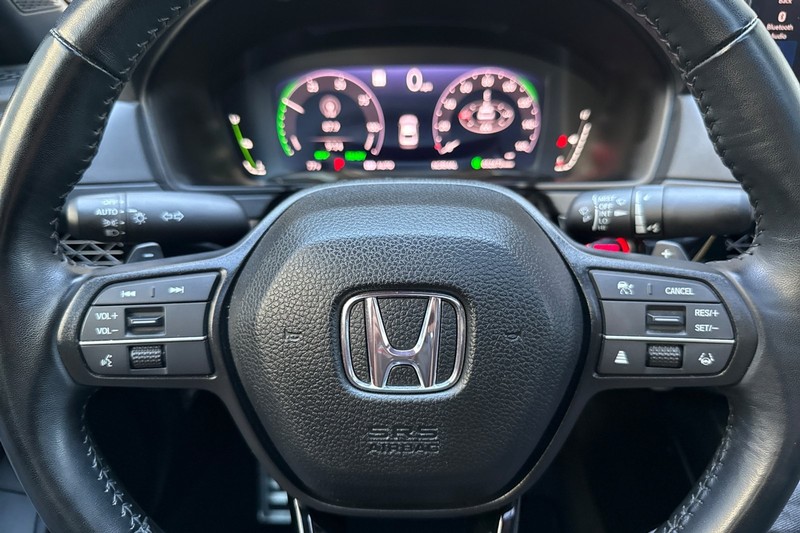 Honda Accord Hybrid Vehicle Full-screen Gallery Image 34