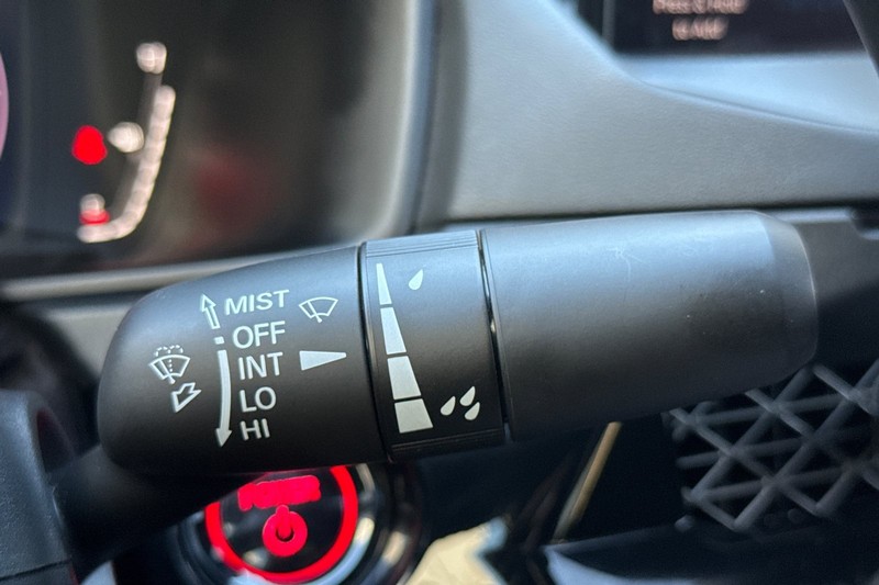 Honda Accord Hybrid Vehicle Full-screen Gallery Image 38