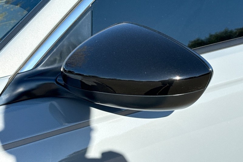 Honda Accord Hybrid Vehicle Full-screen Gallery Image 50