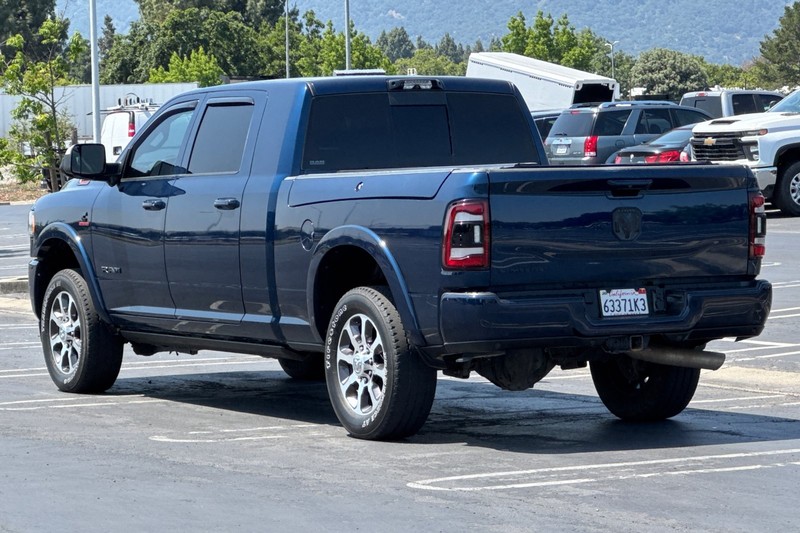 Ram 3500 Vehicle Full-screen Gallery Image 06