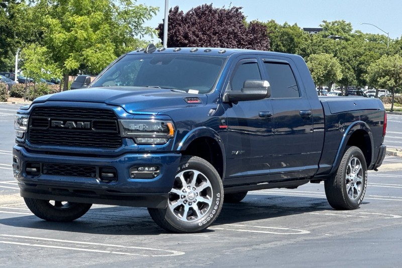 Ram 3500 Vehicle Full-screen Gallery Image 08