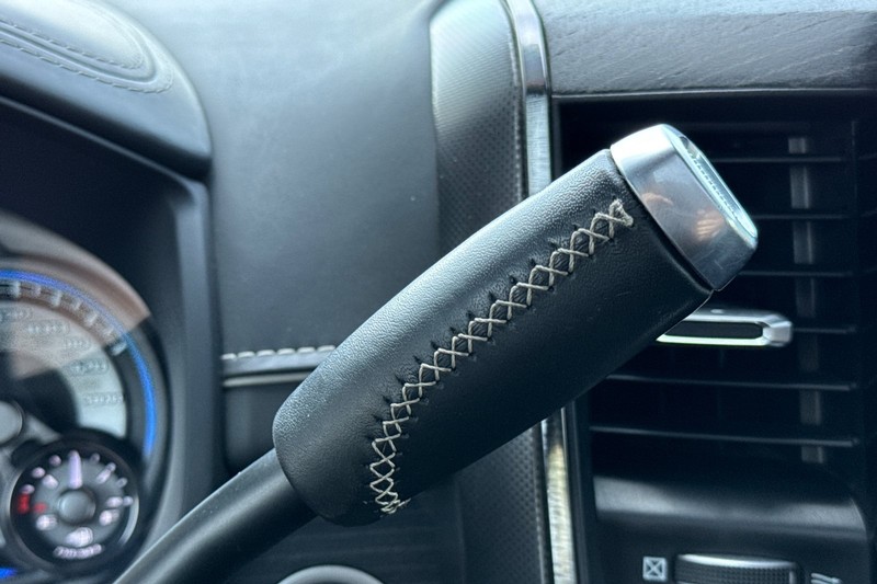 Ram 3500 Vehicle Full-screen Gallery Image 33