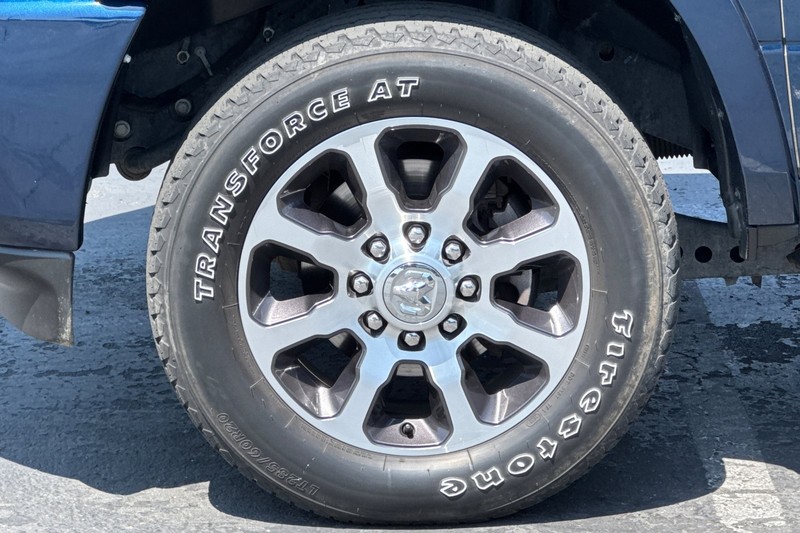 Ram 3500 Vehicle Full-screen Gallery Image 39