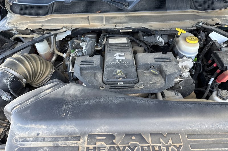 Ram 3500 Vehicle Full-screen Gallery Image 49