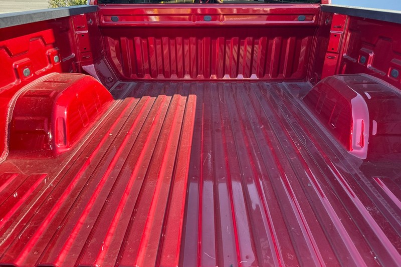 GMC Sierra 1500 Vehicle Full-screen Gallery Image 17