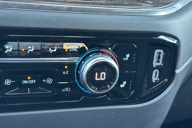 GMC Sierra 1500 Vehicle Full-screen Gallery Image 30