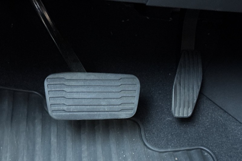 GMC Sierra 1500 Vehicle Full-screen Gallery Image 43