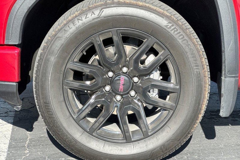 GMC Sierra 1500 Vehicle Full-screen Gallery Image 44