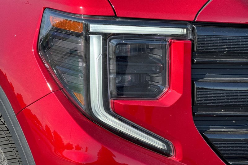 GMC Sierra 1500 Vehicle Full-screen Gallery Image 45