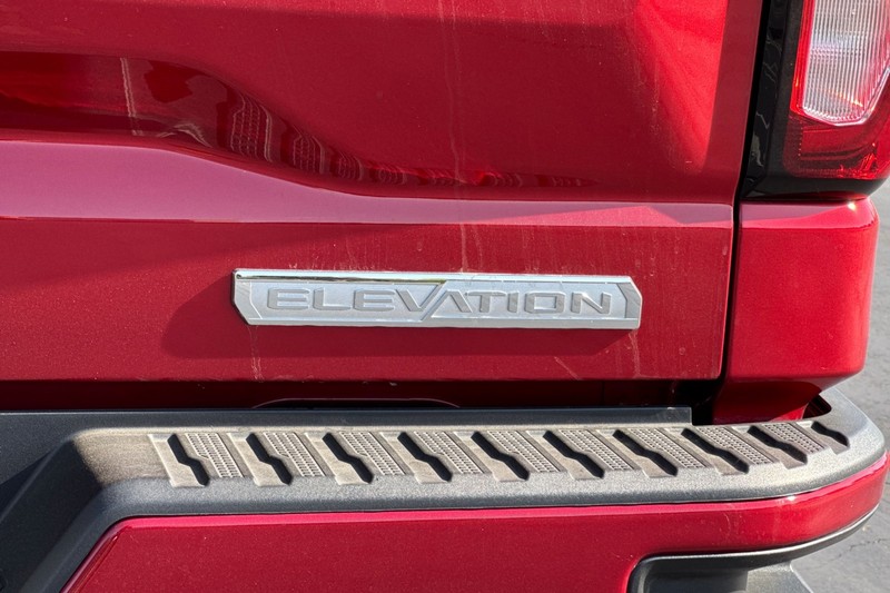 GMC Sierra 1500 Vehicle Full-screen Gallery Image 50