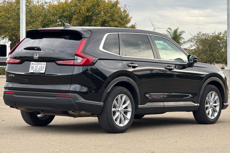 Honda CR-V Vehicle Full-screen Gallery Image 04