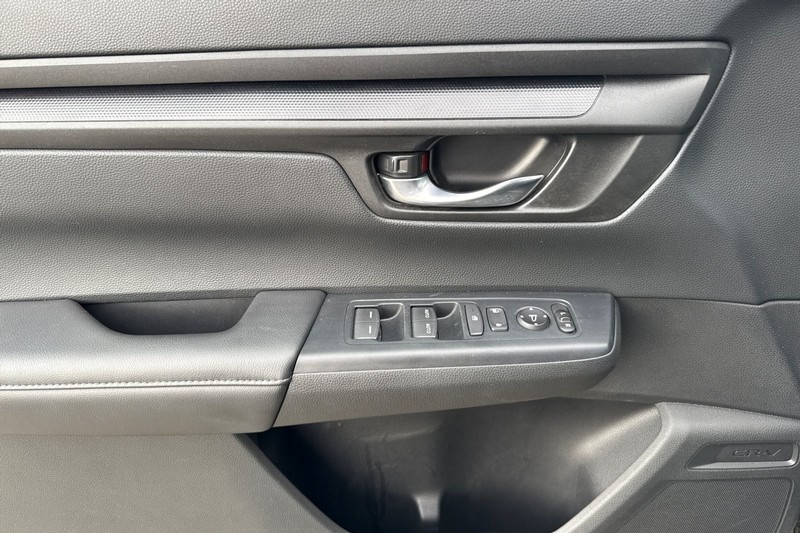 Honda CR-V Vehicle Full-screen Gallery Image 11