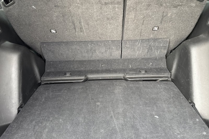 Honda CR-V Vehicle Full-screen Gallery Image 17