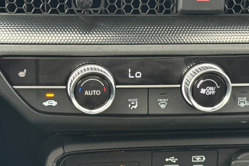 Honda CR-V Vehicle Full-screen Gallery Image 29