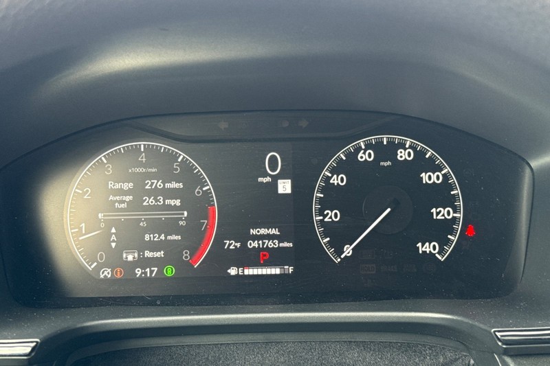 Honda CR-V Vehicle Full-screen Gallery Image 40