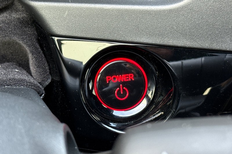 Honda Accord Hybrid Vehicle Full-screen Gallery Image 33