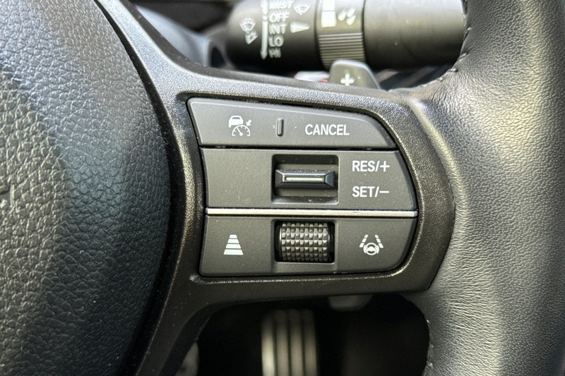 Honda Accord Hybrid Vehicle Full-screen Gallery Image 37