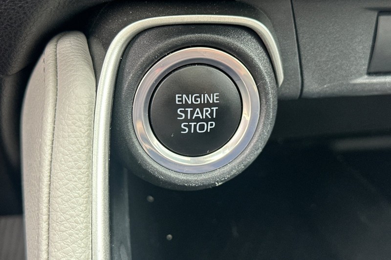 Toyota Grand Highlander Vehicle Full-screen Gallery Image 36