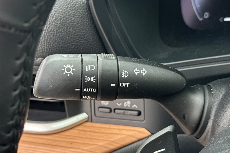 Toyota Grand Highlander Vehicle Full-screen Gallery Image 39