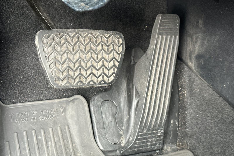 Toyota Grand Highlander Vehicle Full-screen Gallery Image 46