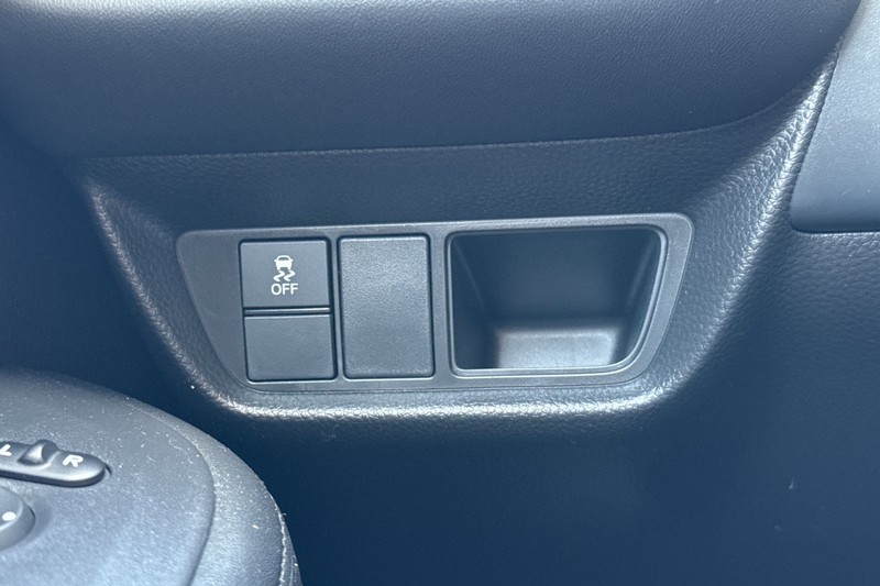 Honda HR-V Vehicle Full-screen Gallery Image 41