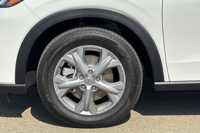 Honda HR-V Vehicle Full-screen Gallery Image 43