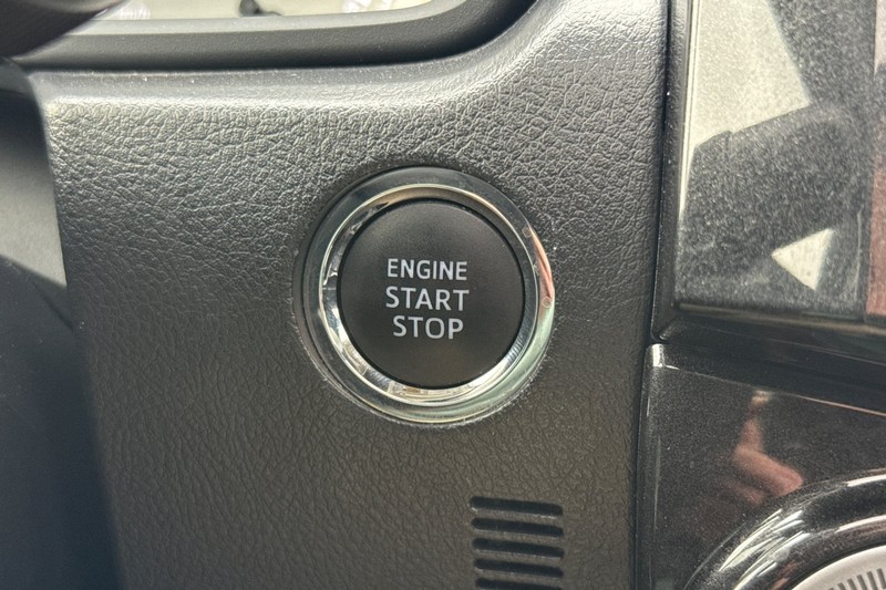 Toyota 4Runner Vehicle Full-screen Gallery Image 33