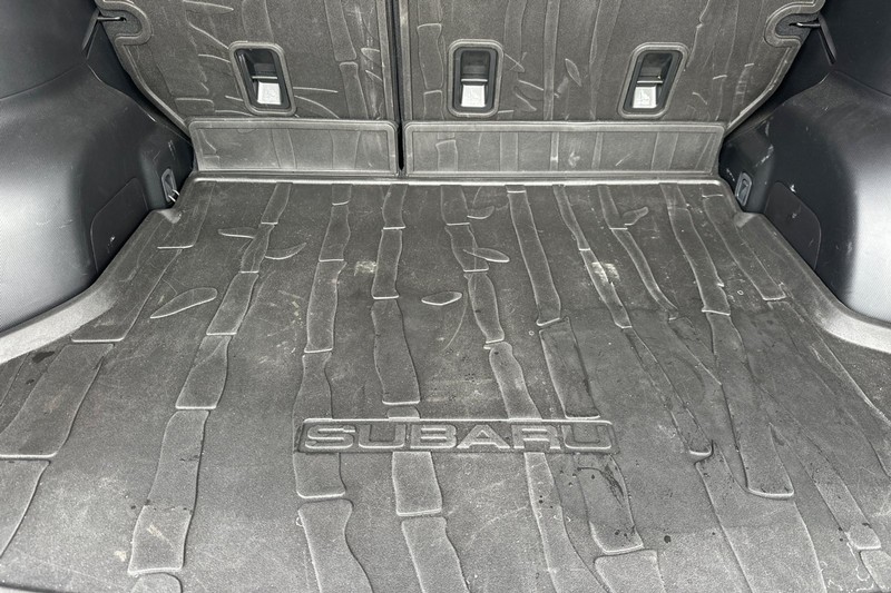 Subaru Forester Vehicle Full-screen Gallery Image 17