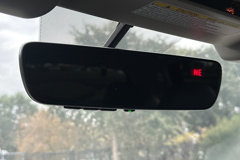 Subaru Forester Vehicle Full-screen Gallery Image 25