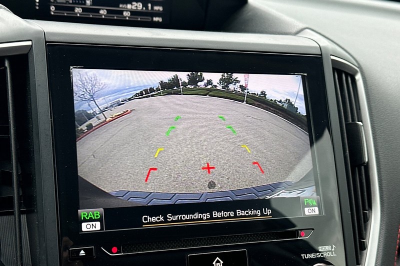 Subaru Forester Vehicle Full-screen Gallery Image 27