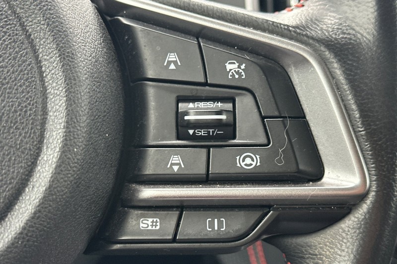 Subaru Forester Vehicle Full-screen Gallery Image 39